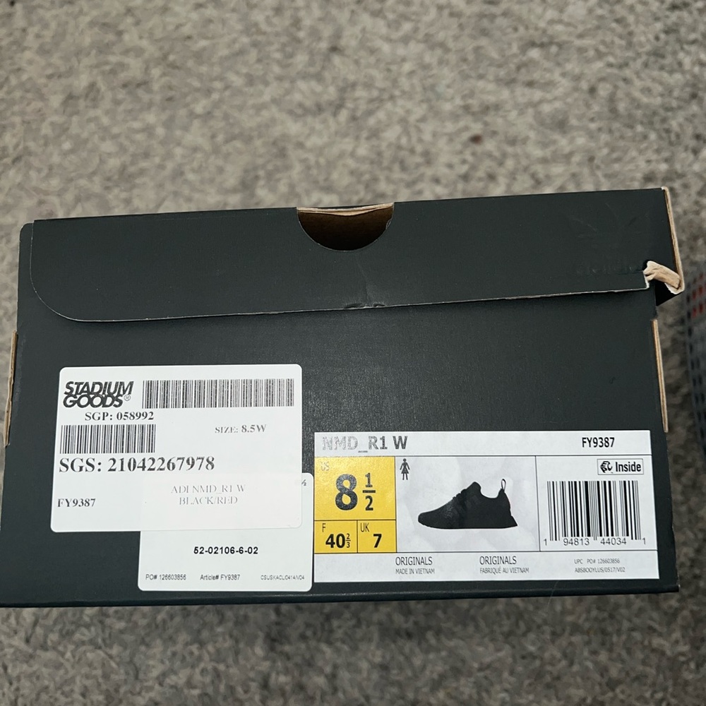Adidas NMD_R1